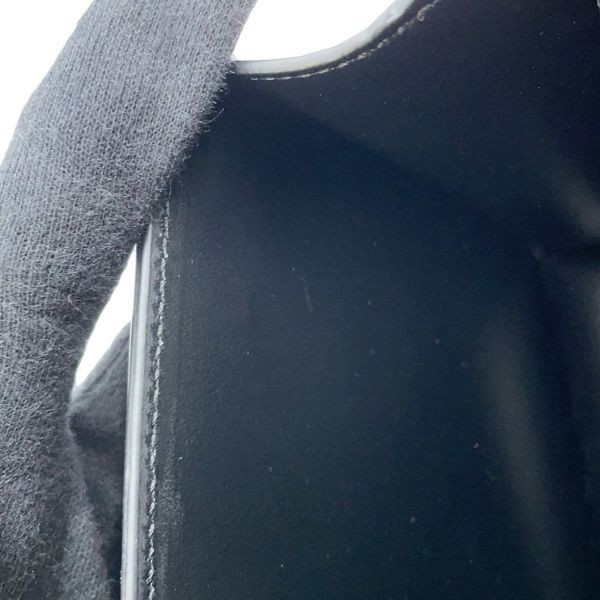 セリーヌ チェーンウォレット マーゴ シャイニーカーフレザー 10L033 CELINE 長財布 黒