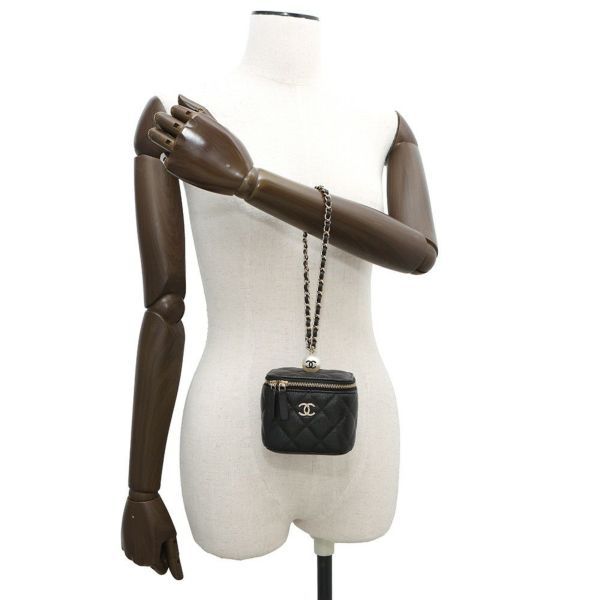 シャネル ハンドバッグ マトラッセ ココマーク ミニ バニティバッグ パール キャビアスキン AP2161 CHANEL 黒