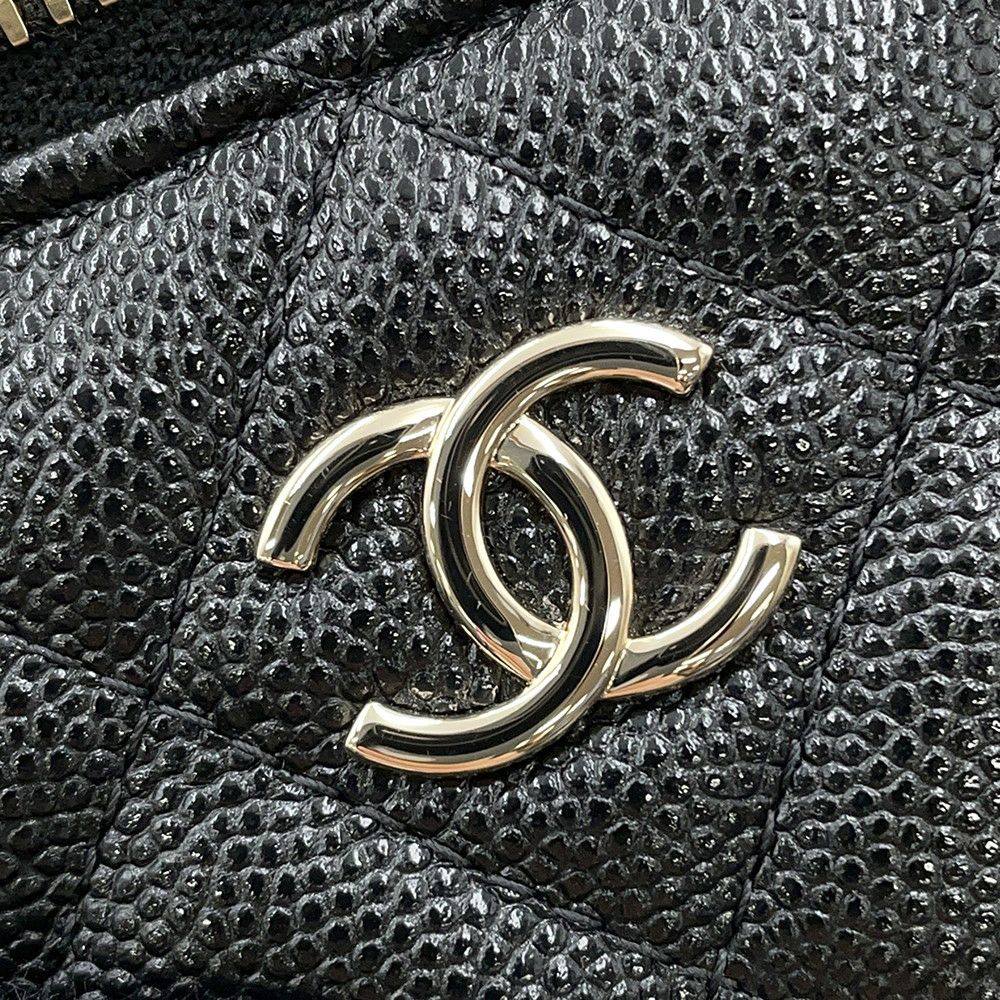 シャネル ハンドバッグ マトラッセ ココマーク ミニ バニティバッグ パール キャビアスキン AP2161 CHANEL 黒