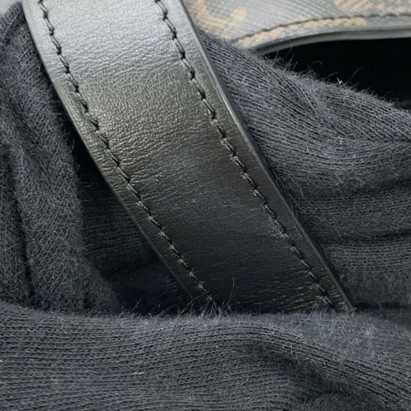 セリーヌ トートバッグ トリオンフ バックル付きカバ PVC 113742 CELINE 黒