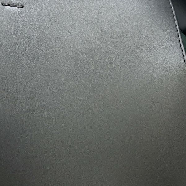 バーバリー ショルダーバッグ バケットバッグ カーフレザー 40758901 BURBERRY 黒