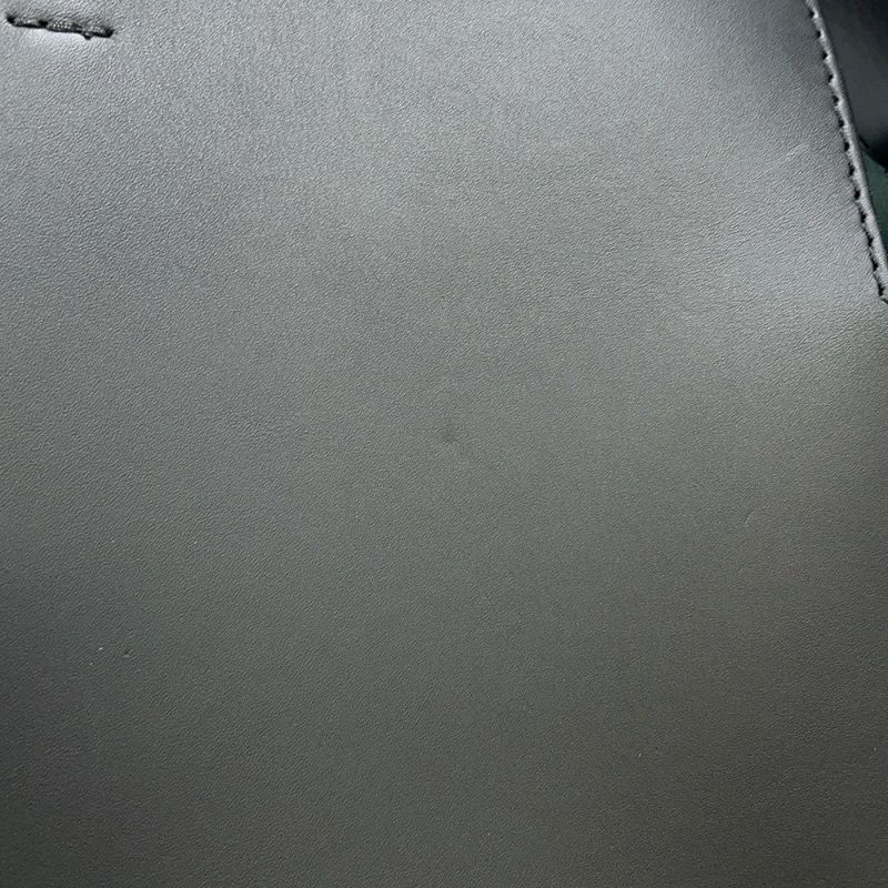 バーバリー ショルダーバッグ バケットバッグ カーフレザー 40758901 BURBERRY 黒