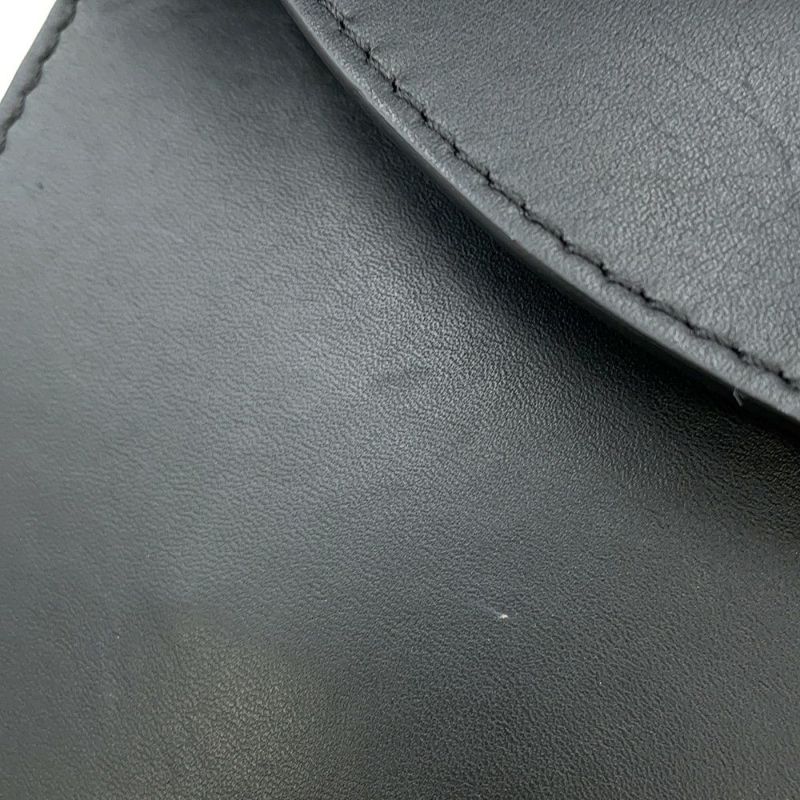 バーバリー ショルダーバッグ バケットバッグ カーフレザー 40758901 BURBERRY 黒