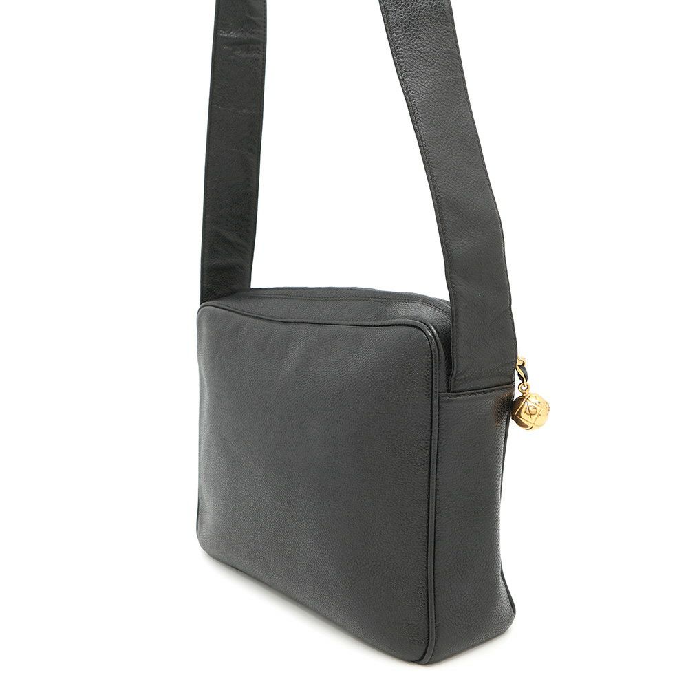 シャネル ショルダーバッグ トリプルココ キャビアスキン CHANEL 黒