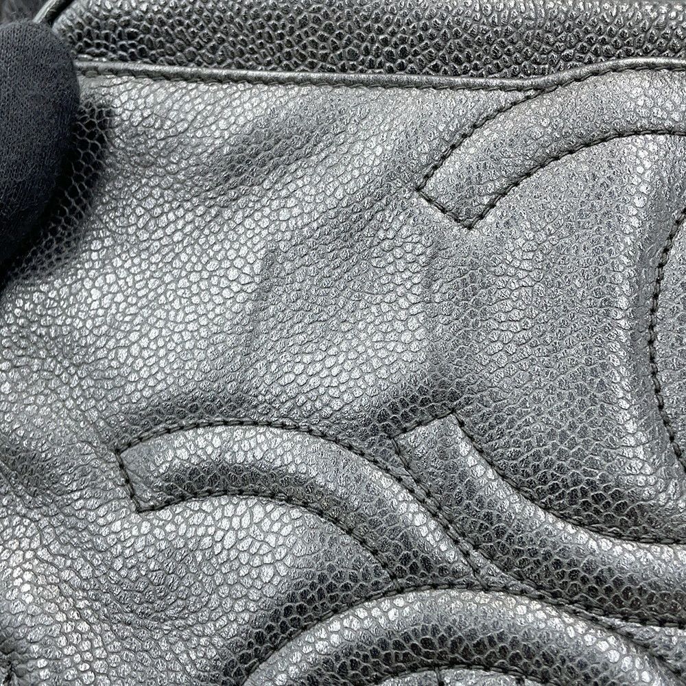 シャネル ショルダーバッグ トリプルココ キャビアスキン CHANEL 黒