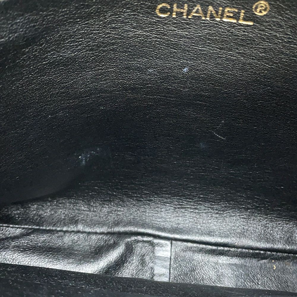 シャネル ショルダーバッグ トリプルココ キャビアスキン CHANEL 黒