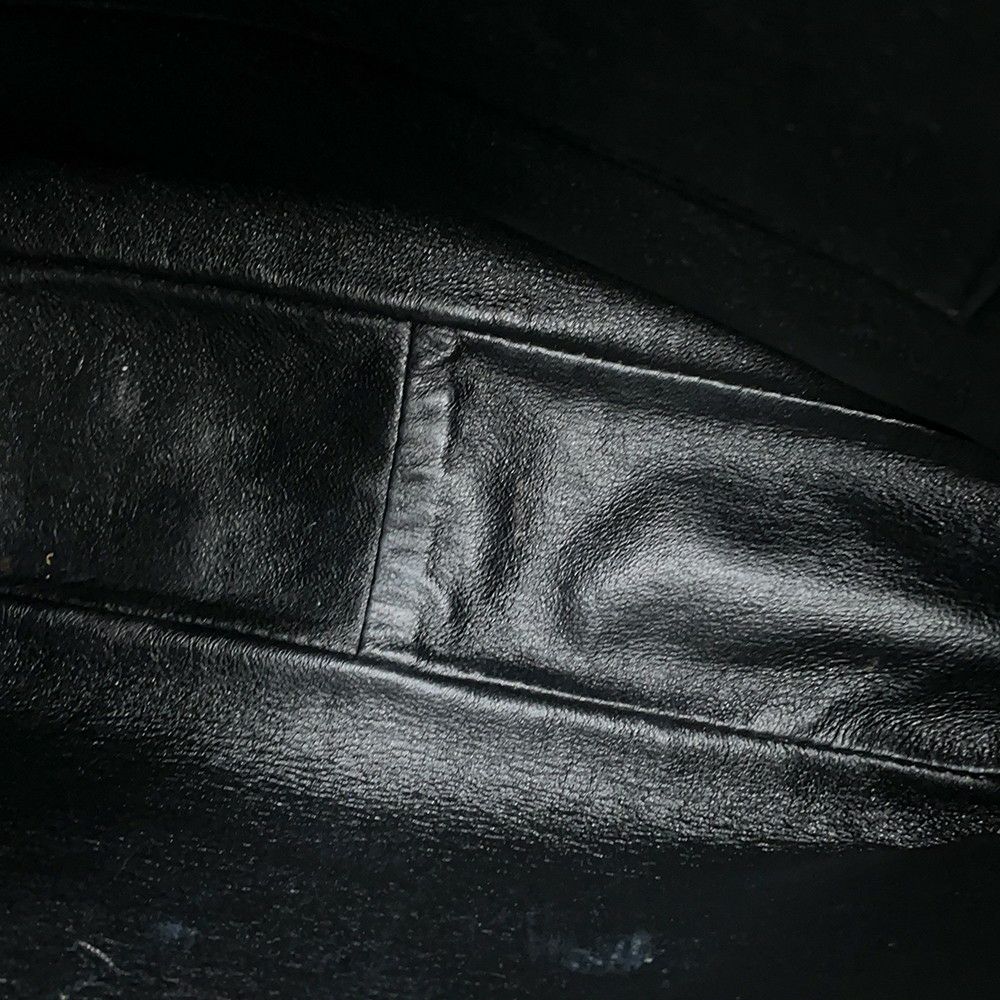 シャネル ショルダーバッグ トリプルココ キャビアスキン CHANEL 黒