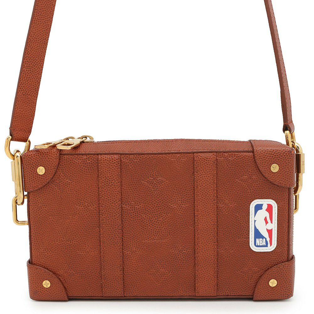 ルイヴィトン ショルダーバッグ ボール・グレインレザー/モノグラム・パターン LV×NBA ソフトトランク M80549 メンズ