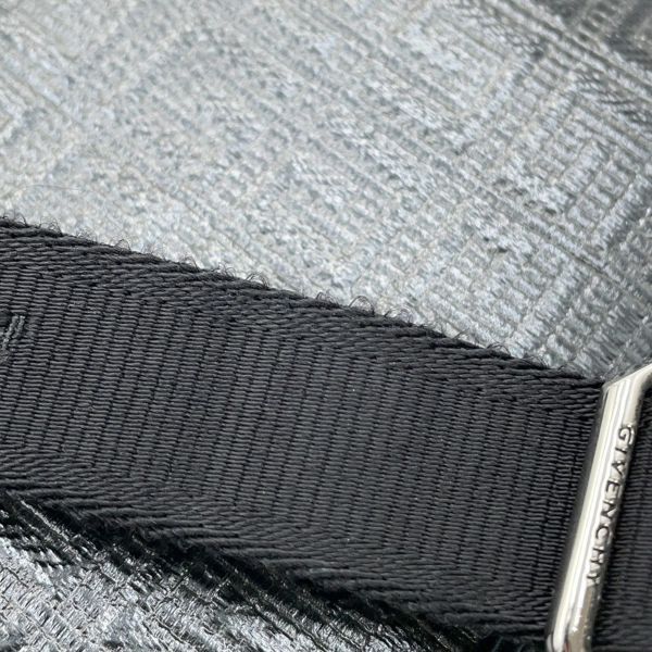 ジバンシー ショルダーバッグ 4G ポシェット PVC レザー BKU03GK1LF001 GIVENCHY 黒