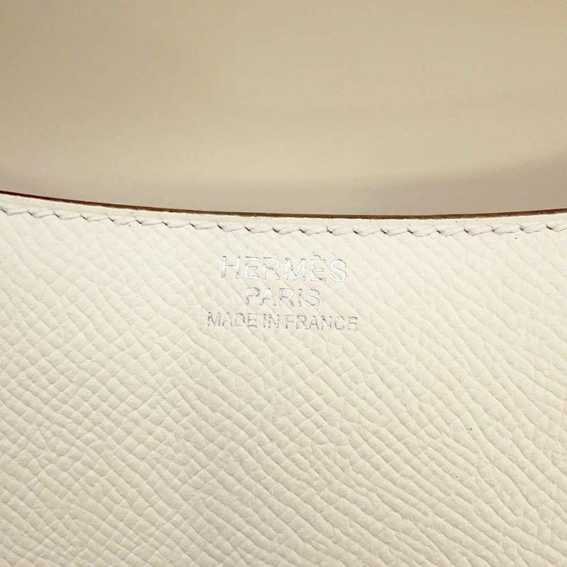 エルメス ショルダーバッグ コンスタンス24 ミロワール ナタ/ラッカー金具 ヴォーエプソン U刻印