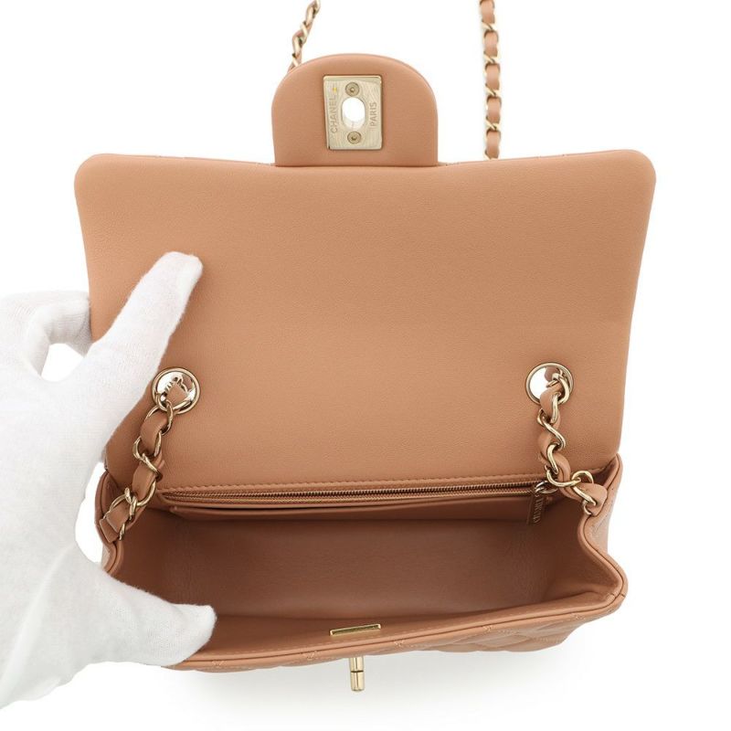 シャネル チェーンショルダーバッグ ココマーク ミニ マトラッセ ラムスキン A69900 CHANEL フラップ
