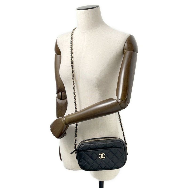 シャネル チェーンショルダーバッグ マトラッセ ココマーク カメラケース キャビアスキン A91796 CHANEL ポシェット 黒