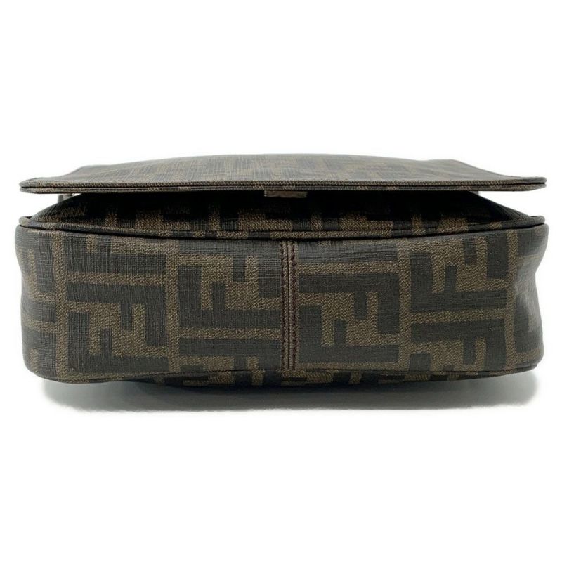 フェンディ ショルダーバッグ ズッカ フラップ メッセンジャーバッグ FENDI バッグ メンズ