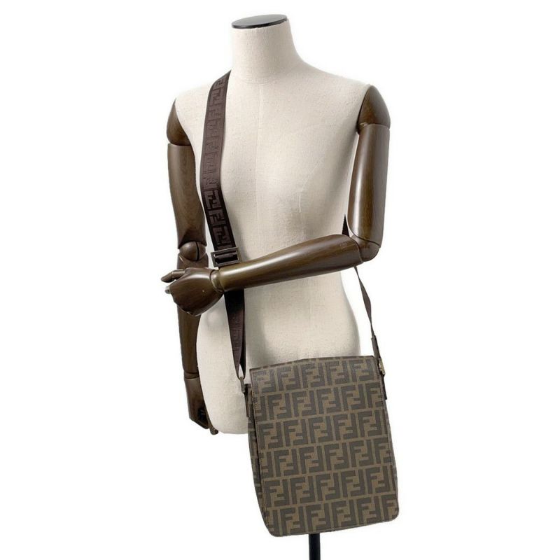 フェンディ ショルダーバッグ ズッカ フラップ メッセンジャーバッグ FENDI バッグ メンズ