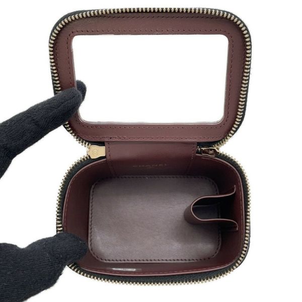 シャネル チェーンショルダーバッグ マトラッセ ココマーク クラシック スモールヴァニティケース ラムスキン AP1340 CHANEL 黒