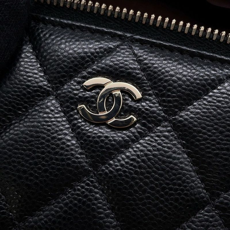 シャネル チェーンショルダーバッグ マトラッセ ココマーク クラシック スモールヴァニティケース ラムスキン AP1340 CHANEL 黒