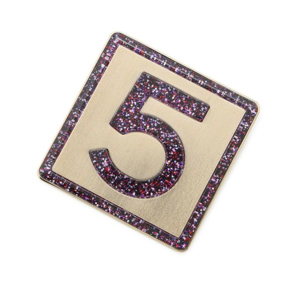 シャネル ブローチ No.5 メタル ラメ A21K CHANEL アクセサリー