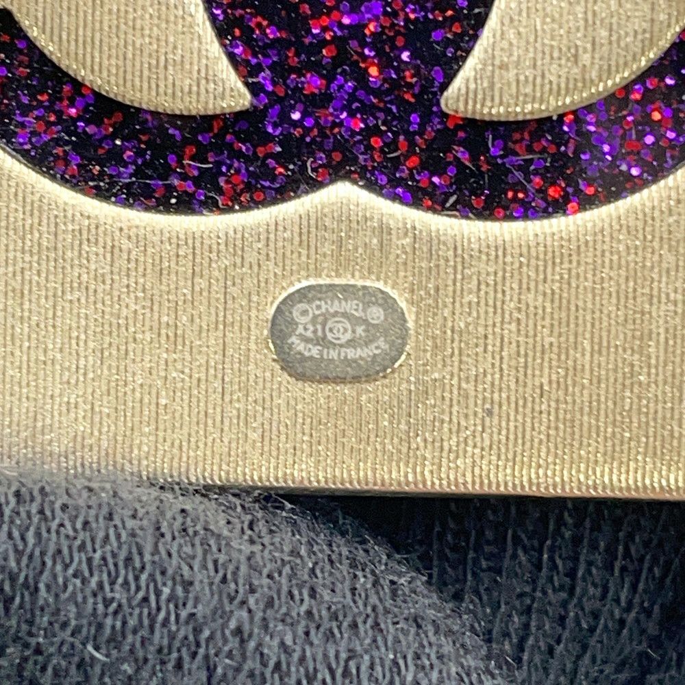 シャネル ブローチ No.5 メタル ラメ A21K CHANEL アクセサリー
