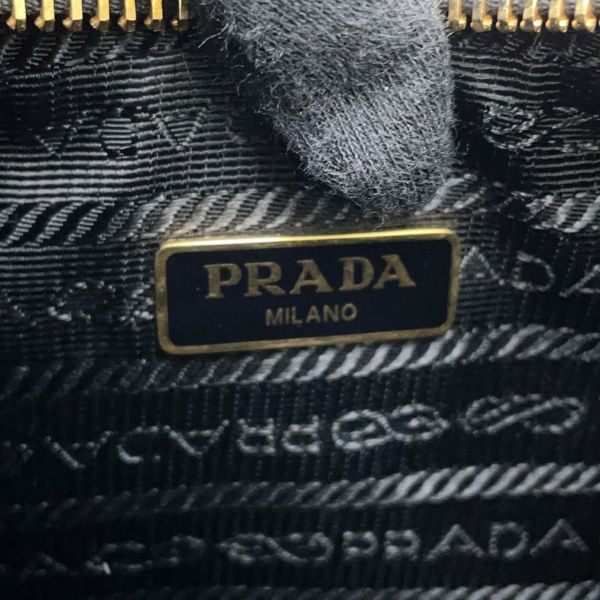 プラダ ショルダーバッグ Re-Edition 2005 サフィアーノ 1BH204 PRADA 2wayバッグ 黒 2way