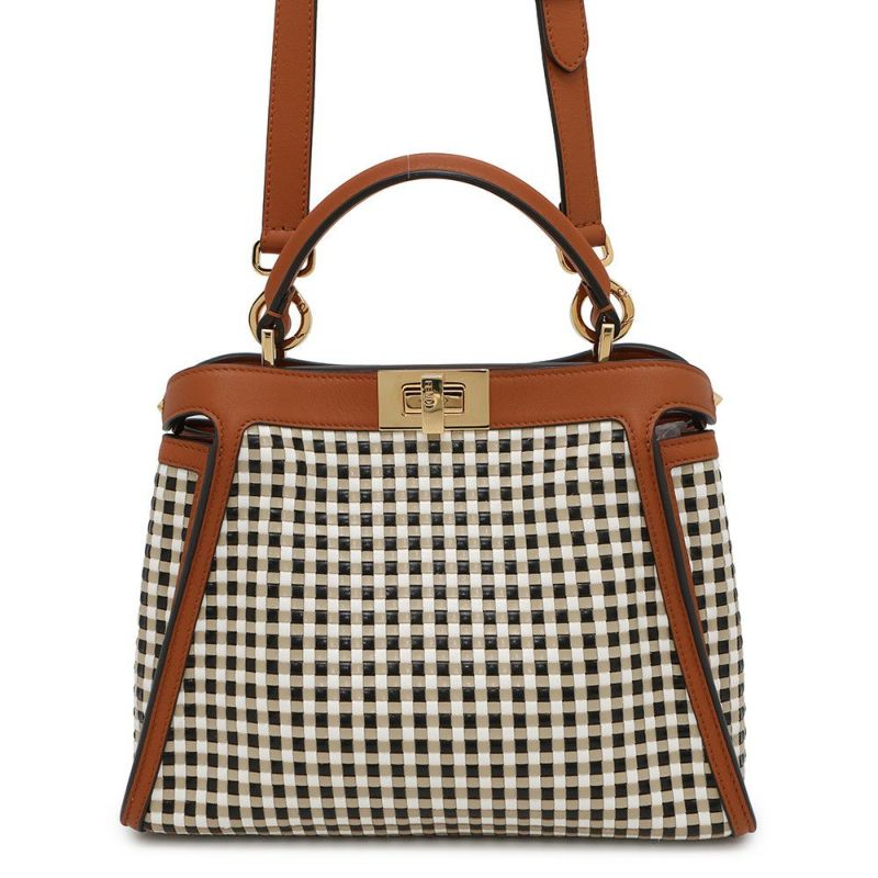 フェンディ ハンドバッグ ピーカブー・アイコニックエッセンシャリー 8BN302 FENDI バッグ 2wayショルダーバッグ