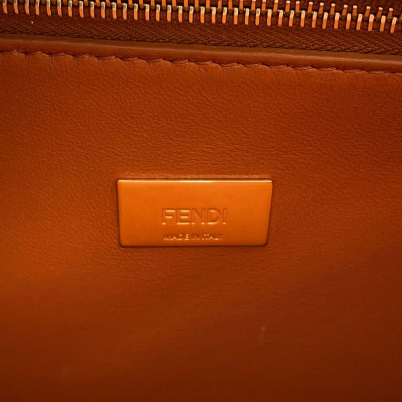 フェンディ ハンドバッグ ピーカブー・アイコニックエッセンシャリー 8BN302 FENDI バッグ 2wayショルダーバッグ