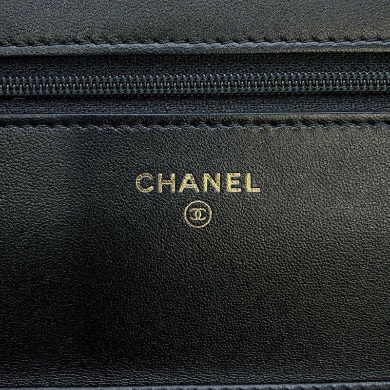 シャネル チェーンウォレット マトラッセ ココマーク ラムスキン AP0674 CHANEL 財布 黒
