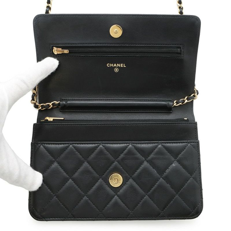 シャネル チェーンウォレット クラシック マトラッセ ココマーク ラムスキン AP0250 CHANEL 財布 黒