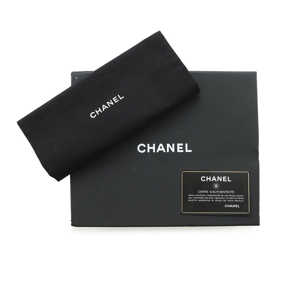シャネル チェーンウォレット クラシック マトラッセ ココマーク ラムスキン AP0250 CHANEL 財布 黒