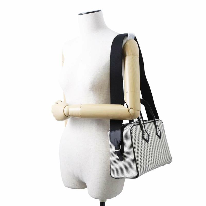 エルメス ヴィクトリア 3  フールトゥ ミニ ブラック/エクリュ/シルバー金具 トワルキャドリーユ/スイフト B刻印 黒