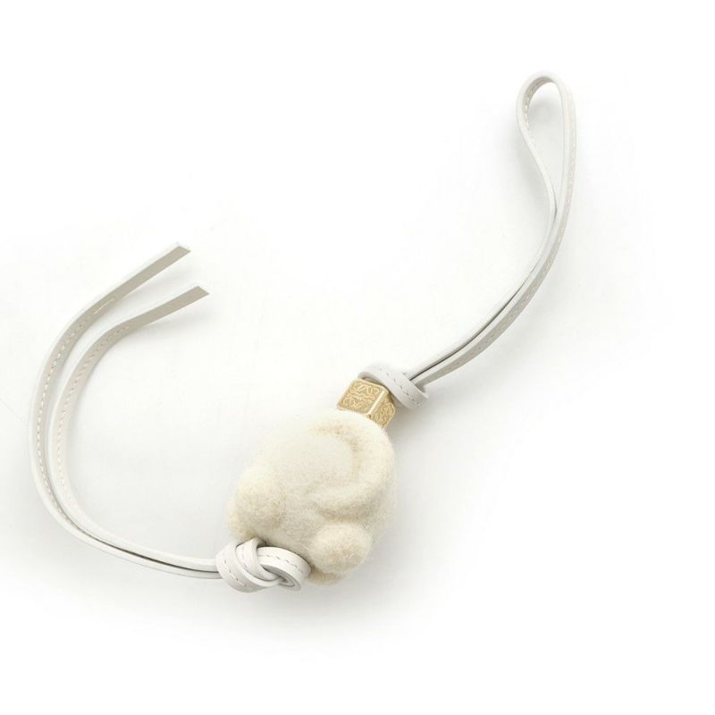 ロエベ バッグチャーム アナグラム チャウチャウ フェルト カーフレザー C621232XCS LOEWE キーホルダー 白 犬