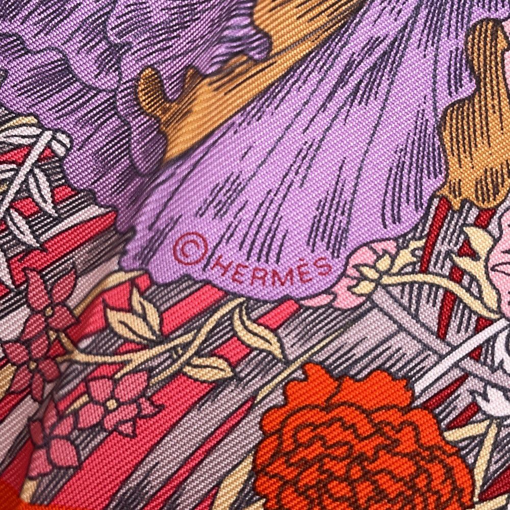 エルメス スカーフ カレ45 ガヴロッシュ ローブ・レジェール Robe Legere HERMES シルク 2022秋冬