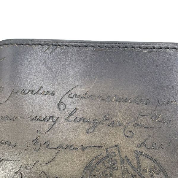 ベルルッティ 二つ折り財布 カリグラフィ レザー Berluti メンズ 黒