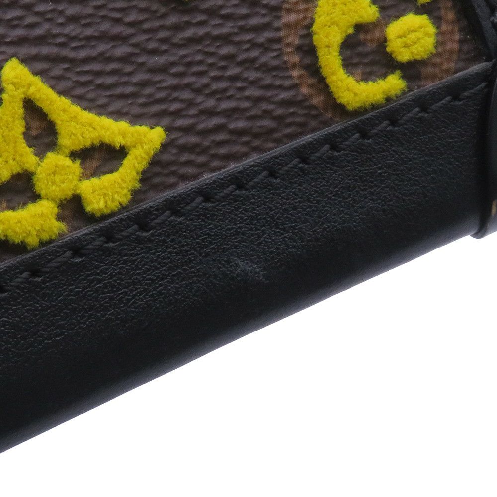 ルイヴィトン ショルダーバッグ モノグラム・タフタージュ ヴァーティカル・ソフトトランク M45935 バッグ 黒 ブラック