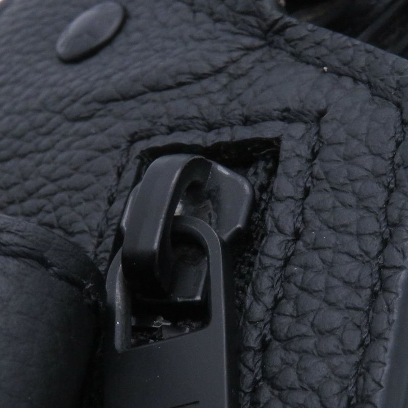 ルイヴィトン ボディバッグ グレインレザー テイクオフ・スリング M57081 ヴィトン ブラック 黒