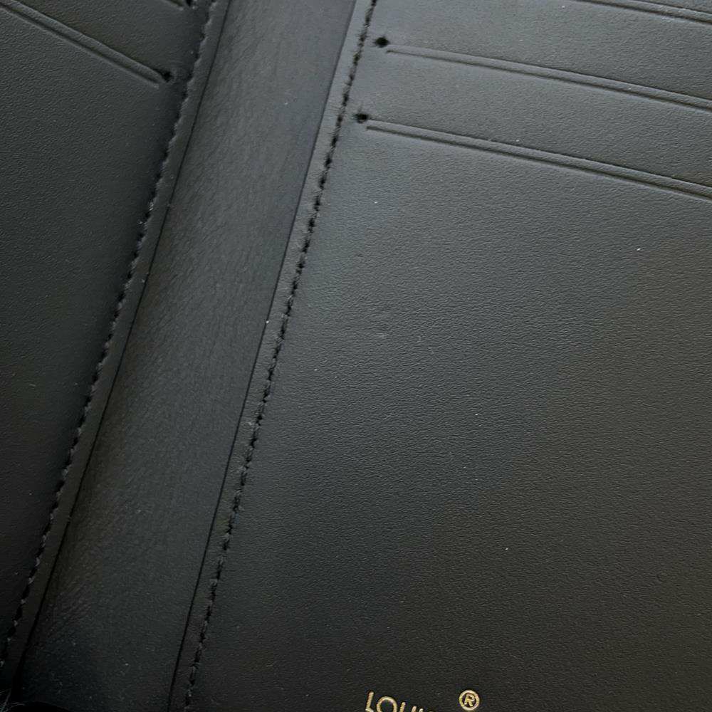 ルイヴィトン 三つ折り財布 モノグラムリバース ポルトフォイユ・ドーフィーヌ コンパクト M68725 財布