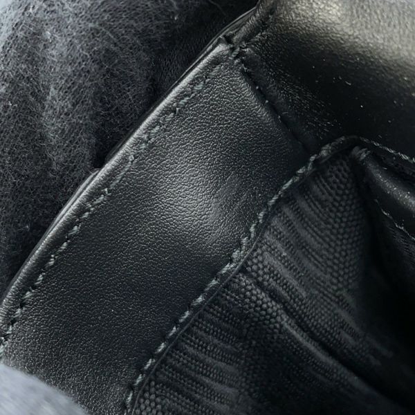 バーバリー ショルダーバッグ エンボスチェック メッセンジャーバッグ カーフレザー 81019221 BURBERRY 黒