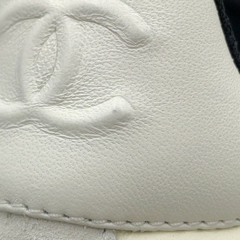シャネル スニーカー ココマーク レザー スエード レディースサイズ38 G45212 CHANEL 靴 白 黒