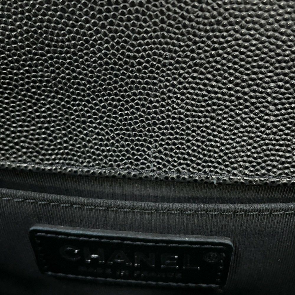 シャネル チェーンショルダーバッグ ボーイシャネル スモール マトラッセ ココマーク キャビアスキン A67085 CHANEL 黒