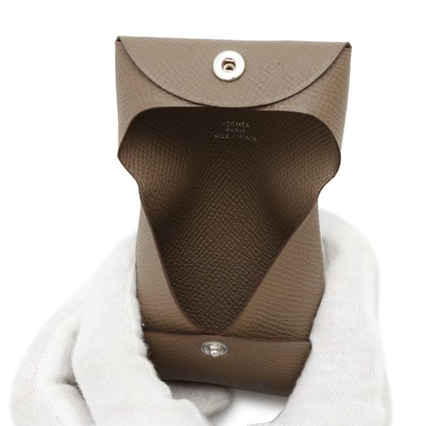 新品 エルメス バスティア コインケース エトゥープ W刻印. エルメス コインケース バスティア エトゥープ エプソン W刻印