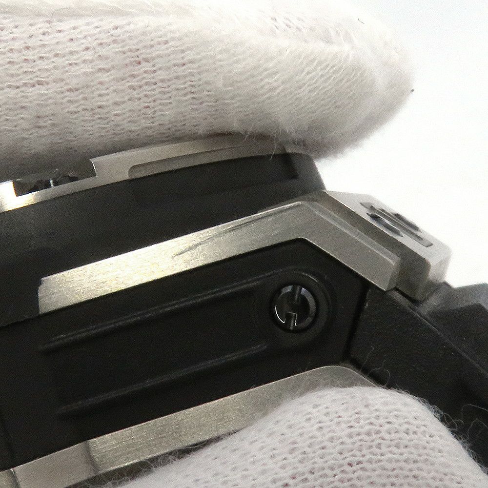 ウブロ キングパワー オーシャノグラフィック 4000 世界1000本限定 731.NX.1190.RX HUBLOT 腕時計 黒文字盤