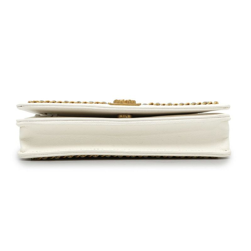 シャネル チェーンウォレット ボーイシャネル マトラッセ ココマーク CHANEL 財布 ショルダーバッグ 白