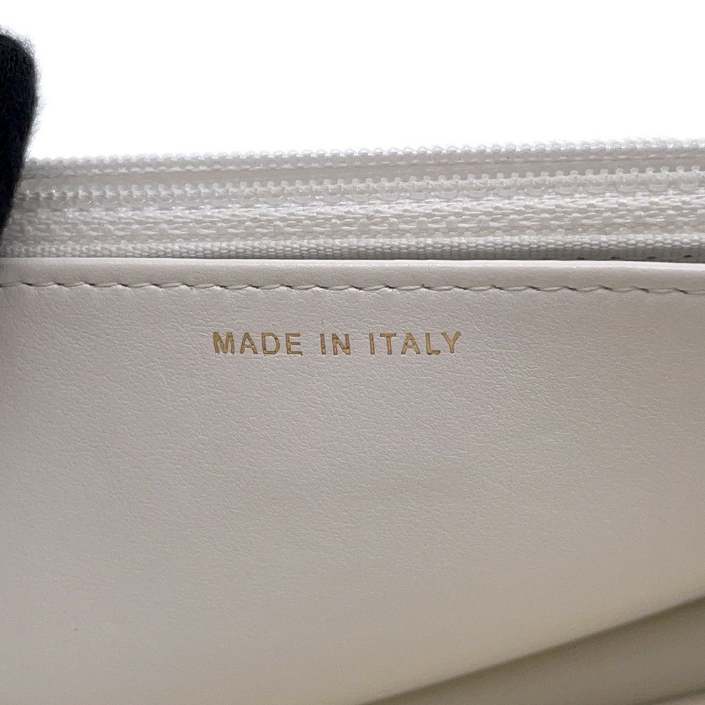 シャネル チェーンウォレット ボーイシャネル マトラッセ ココマーク CHANEL 財布 ショルダーバッグ 白