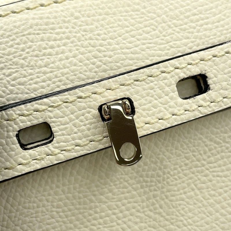 ヴァレクストラ ショルダーバッグ スリムB トラッコリーナ WBBR0061028LOCNTWW Valextra 白