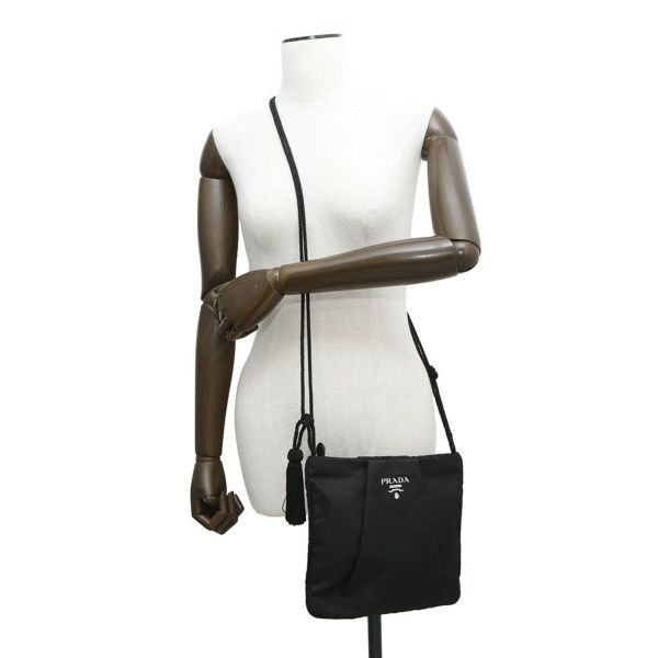 プラダ ショルダーバッグ タッセル ナイロン PRADA ポシェット 黒