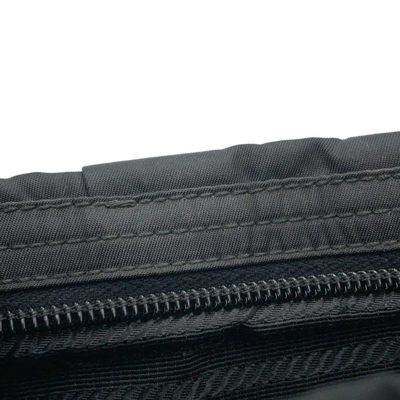 プラダ ショルダーバッグ タッセル ナイロン PRADA ポシェット 黒