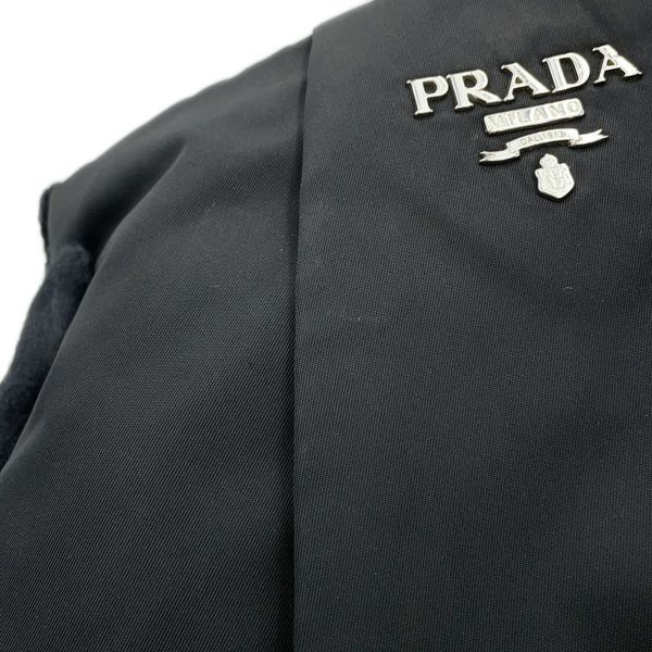 プラダ ショルダーバッグ タッセル ナイロン PRADA ポシェット 黒