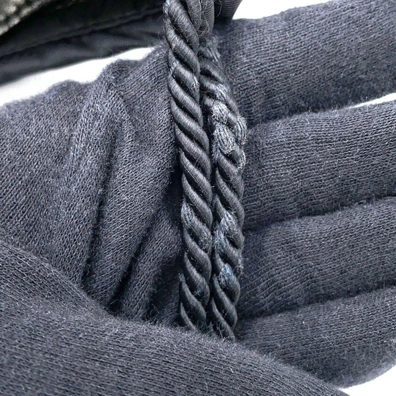 プラダ ショルダーバッグ タッセル ナイロン PRADA ポシェット 黒