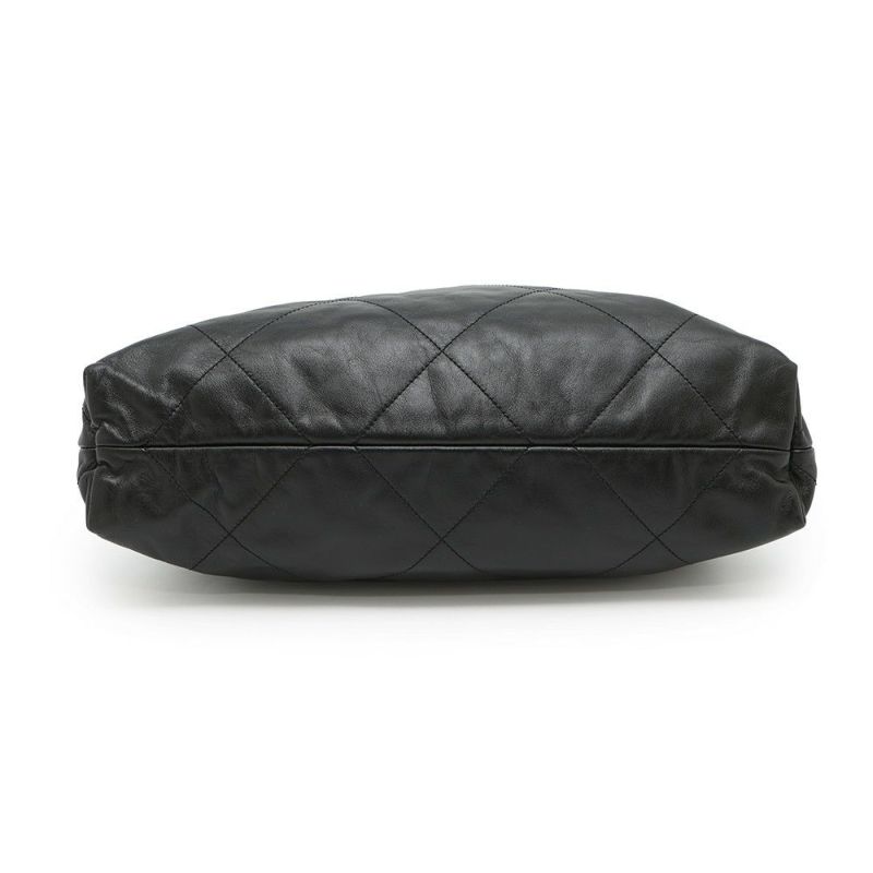 シャネル チェーンショルダーバッグ CHANEL22 スモール シャイニーカーフスキン AS3260 CHANEL ポーチ付き 黒