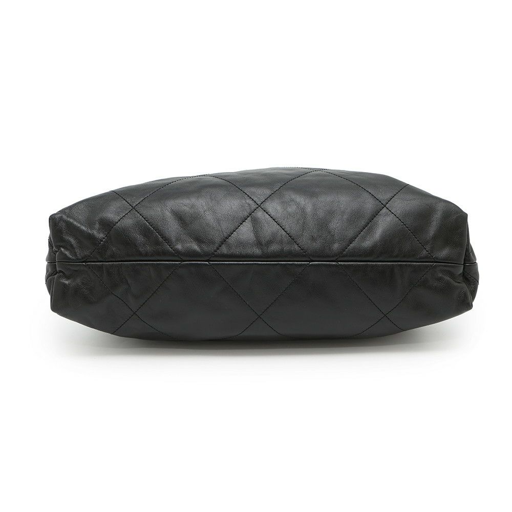 シャネル チェーンショルダーバッグ CHANEL22 スモール シャイニーカーフスキン AS3260 CHANEL ポーチ付き 黒