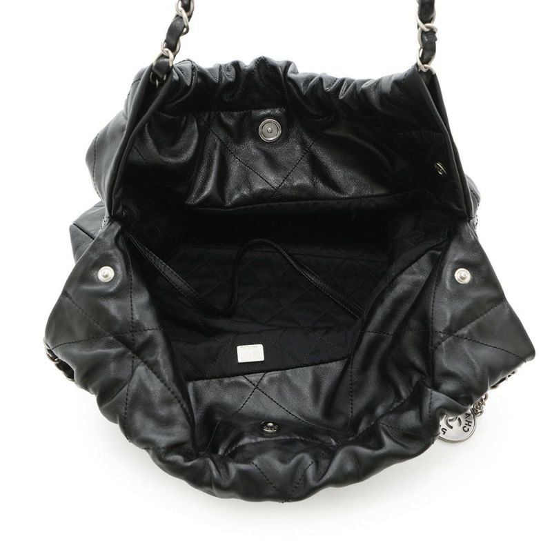 シャネル チェーンショルダーバッグ CHANEL22 スモール シャイニーカーフスキン AS3260 CHANEL ポーチ付き 黒